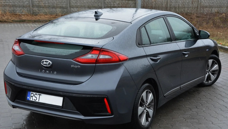 Hyundai IONIQ cena 76500 przebieg: 48000, rok produkcji 2019 z Pilica małe 67